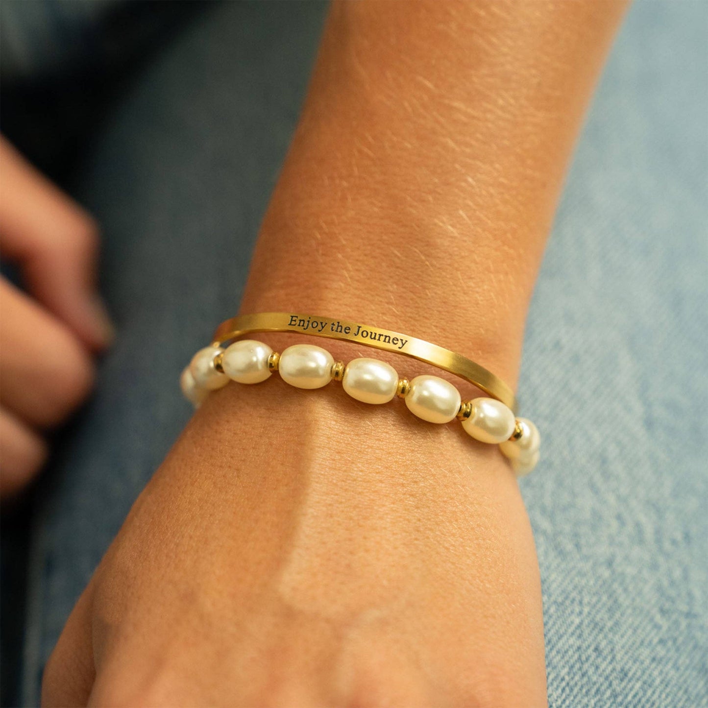Kiska Glass Pearl Stretch Bracelet
