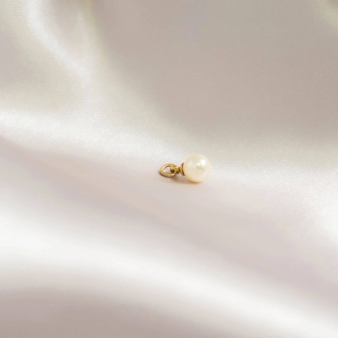 Pearl Charm